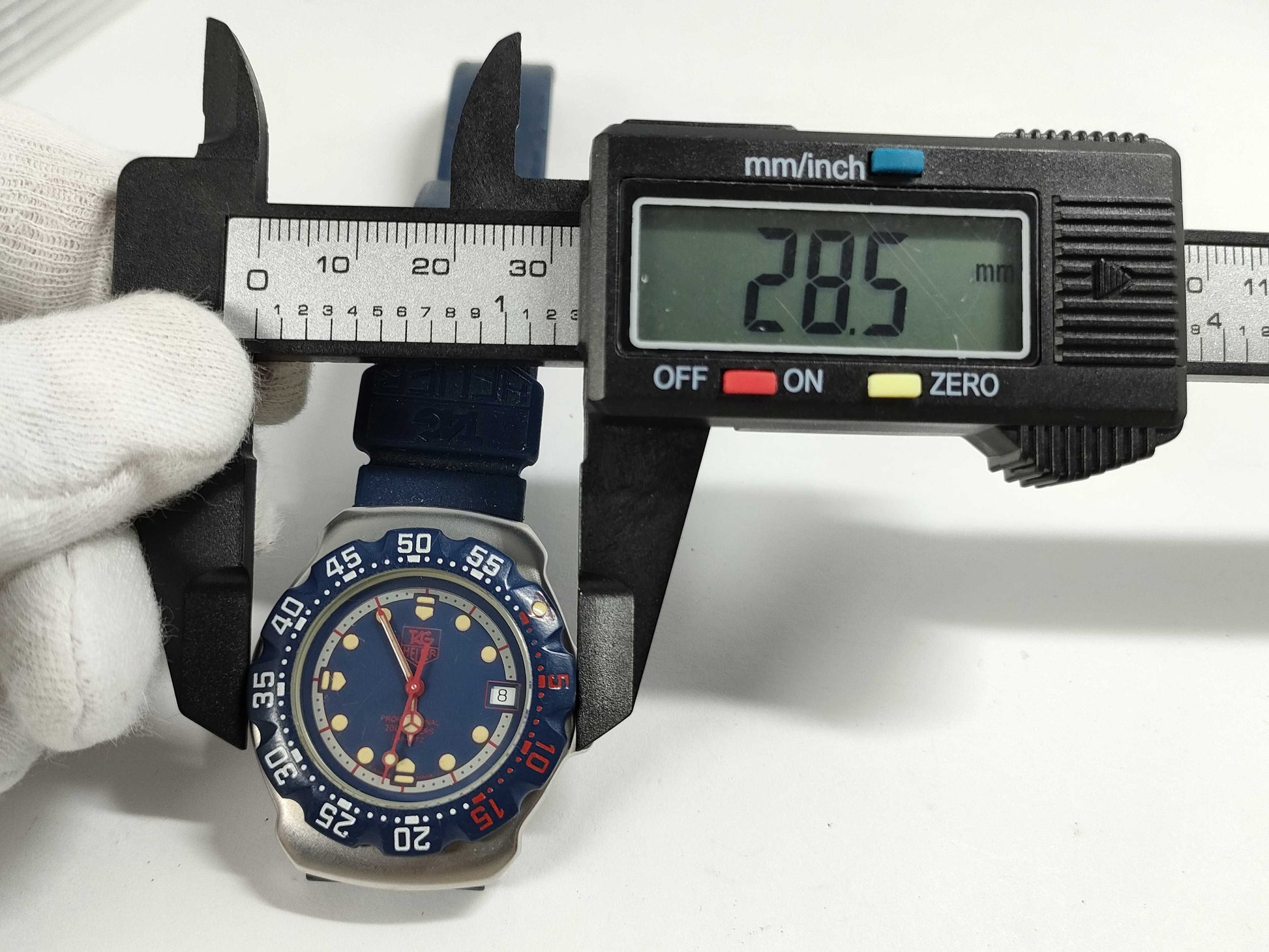 TAG Heuer WA1210 Women's Watch 