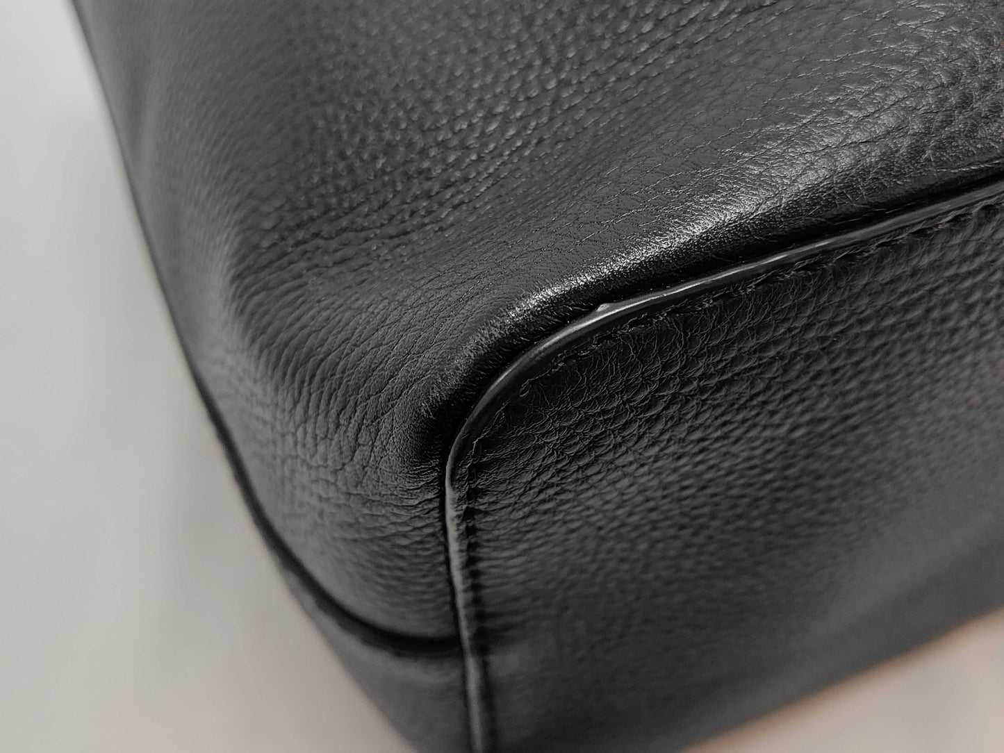 Tory Burch Leather One-Shoulder Handbag Bag