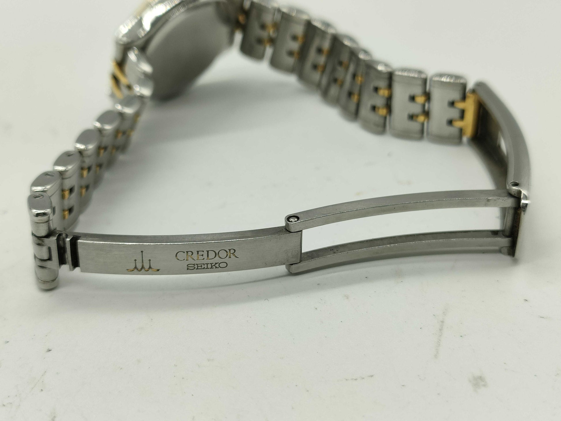 SEIKO 4J85-0A10 Women's Watch