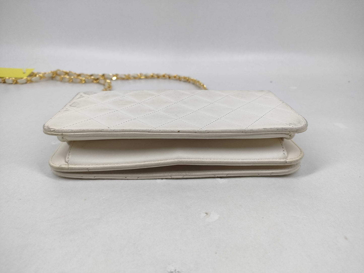 CHANEL Lambskin Matelasse Single Chain Junk Shoulder Bag