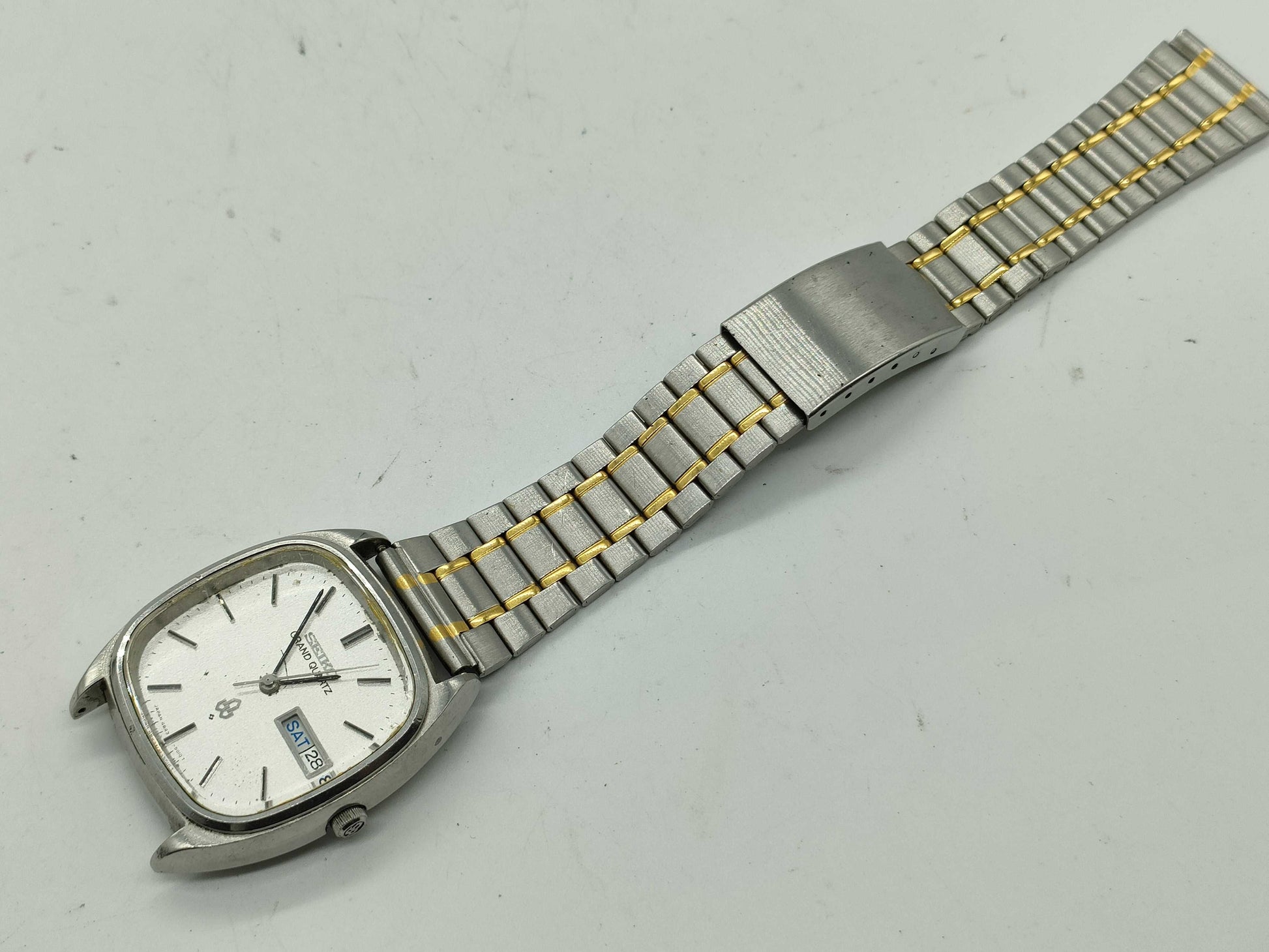 SEIKO Grand Course 4843-5010 Boys' Watch with Third-Party Strap