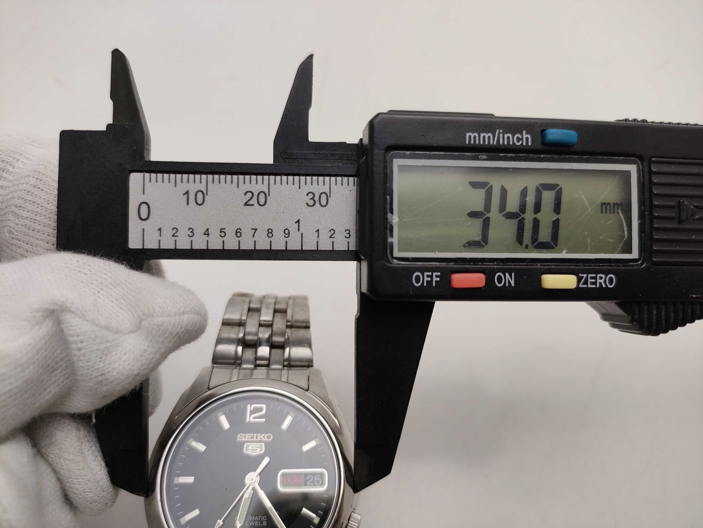 SEIKO 5 7S26-01V0 Boys' Watch