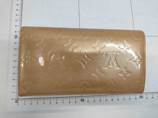 LOUIS VUITTON Vernis Pochette Porte Monnaie Credit 1 piece / 1 piece of wallet