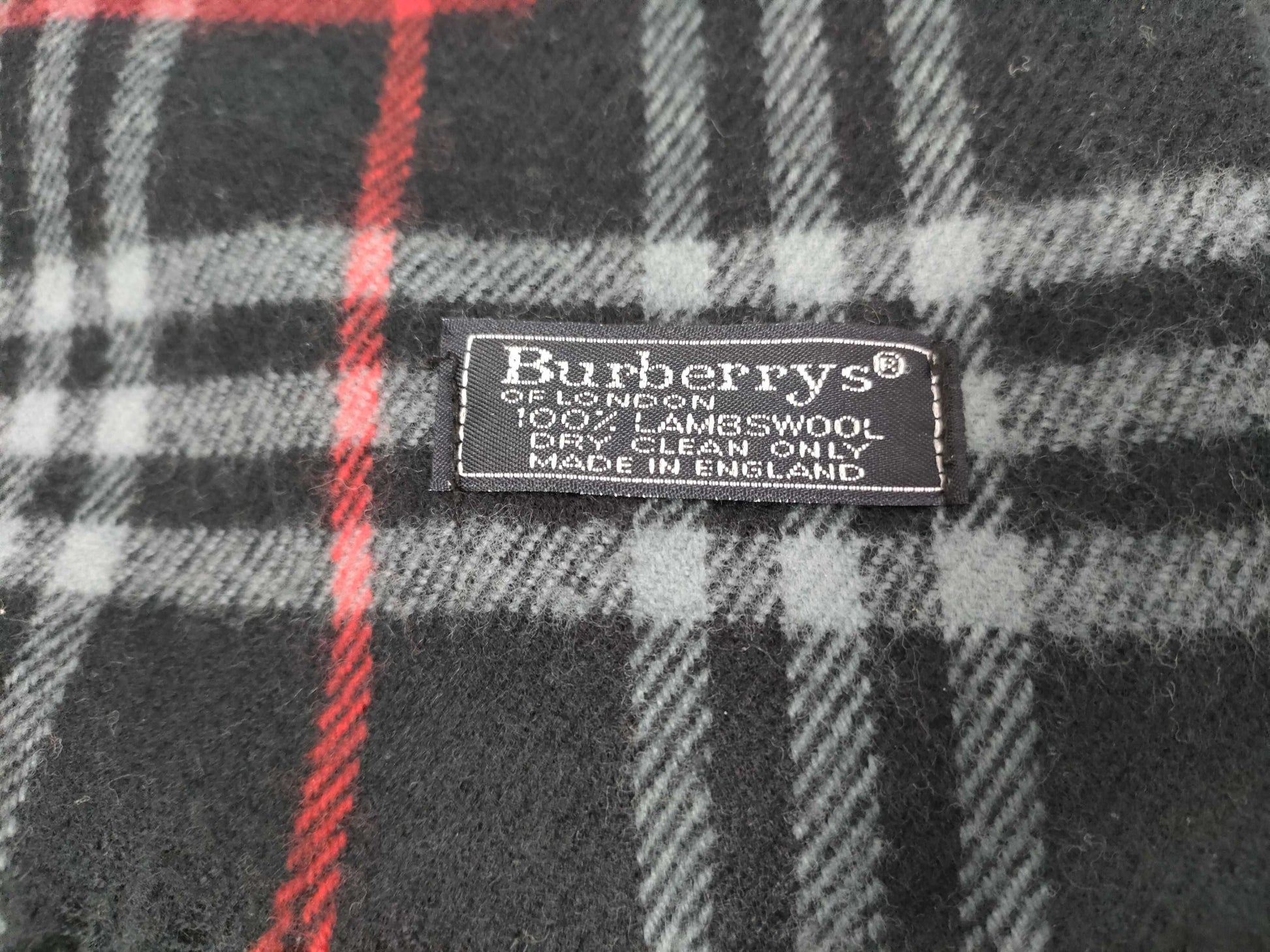 BURBERRY Scarf Burberry 100% Wool Scarf