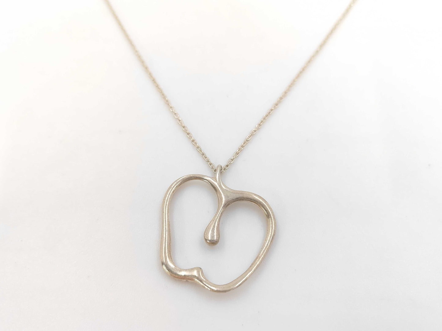 Tiffany & Co. Sterling Silver 925 Apple Necklace 8.1g