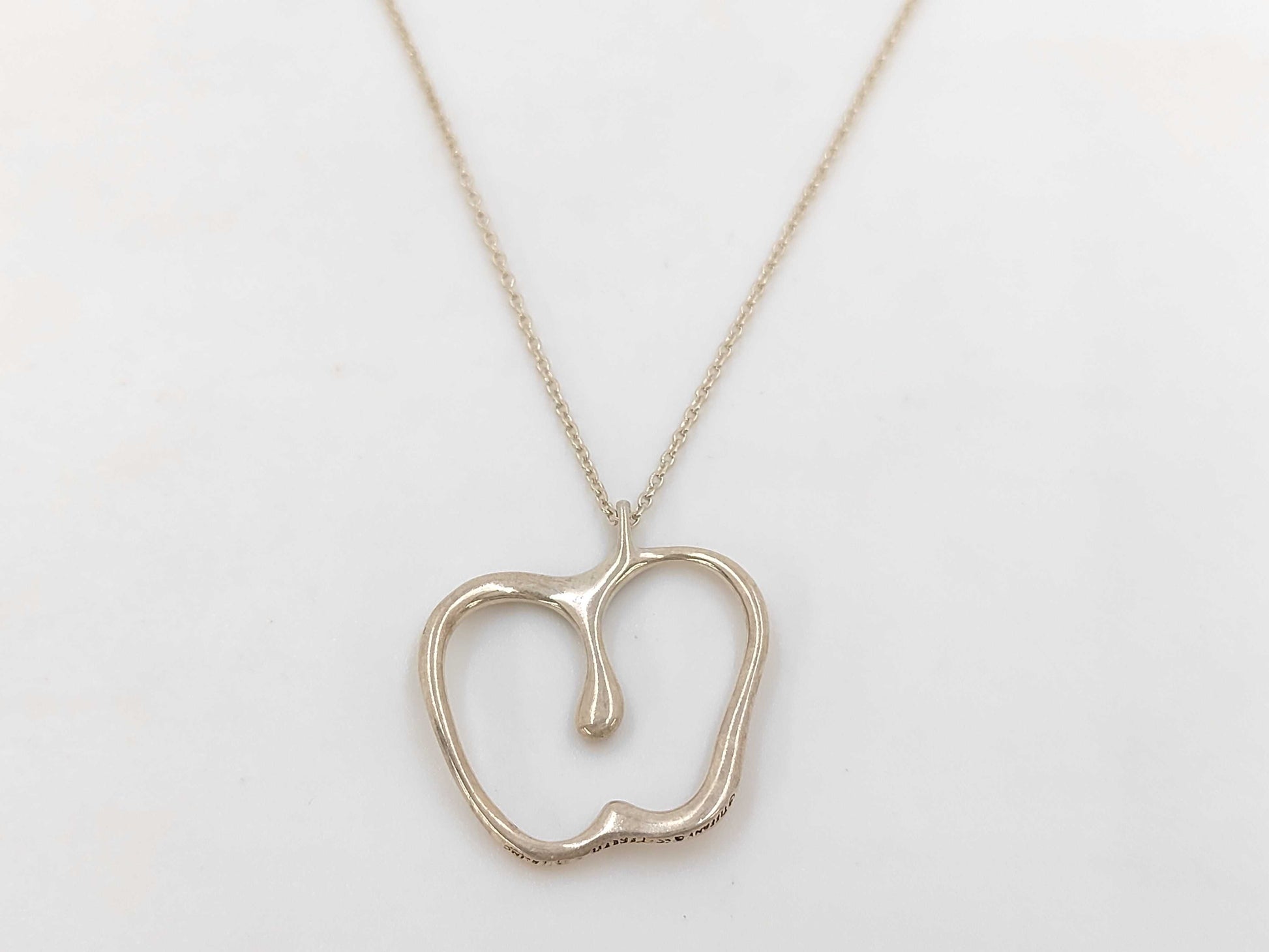 Tiffany & Co. Sterling Silver 925 Apple Necklace 8.1g