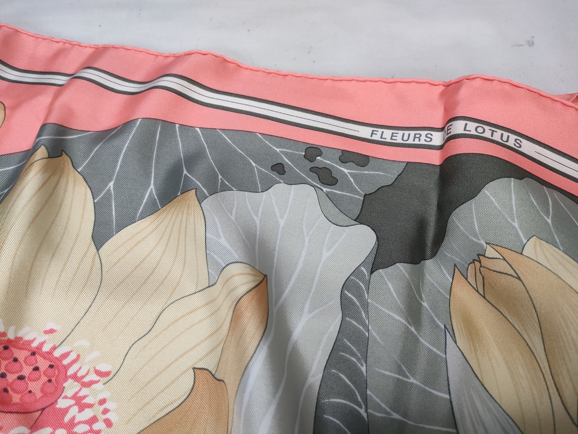 HERMES Carre HERMES Carre FLEURS DE LOTUS Green Scarf Scarf