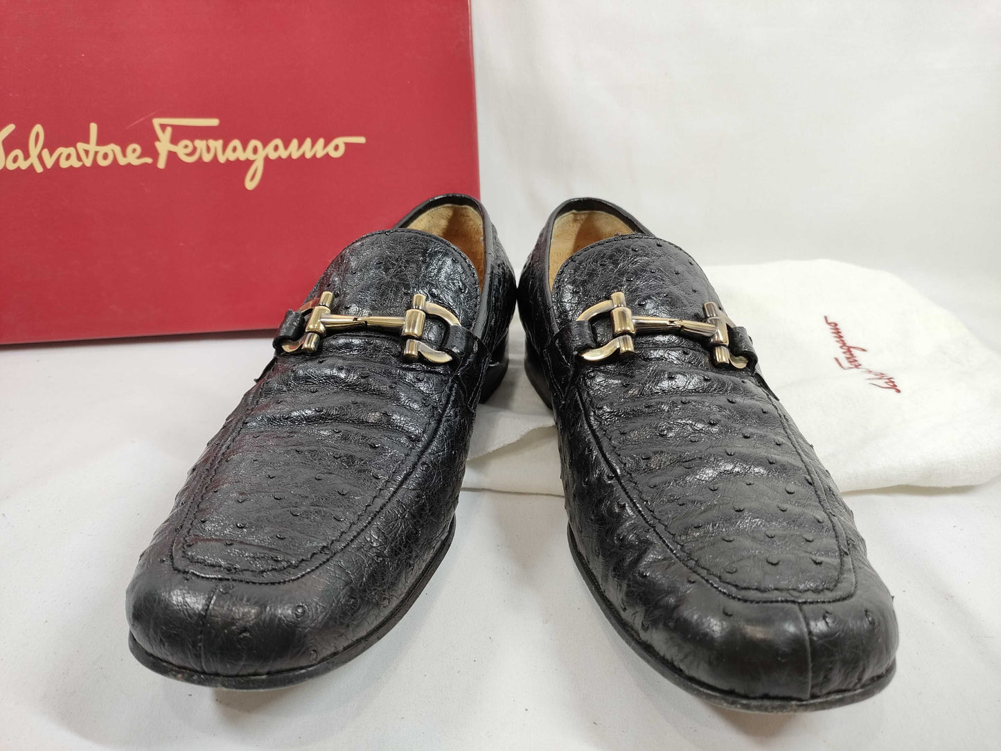 Salvatore Ferragamo Gancini Gancini Ostrich Business Shoes