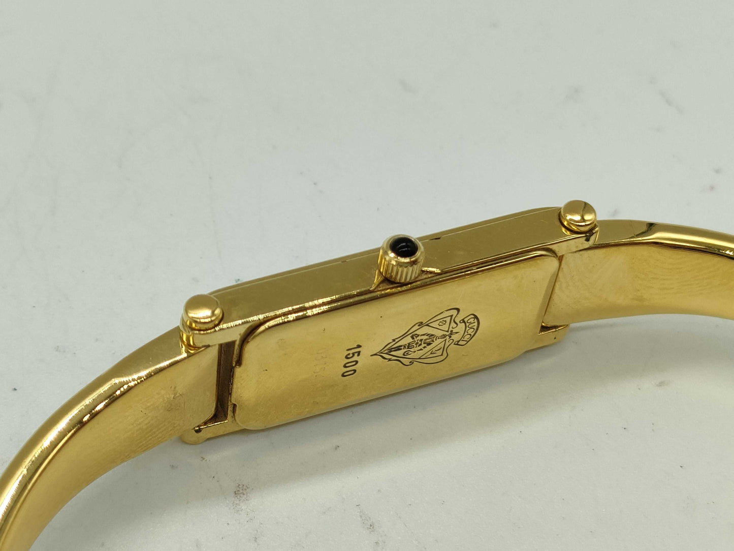 GUCCI 1500 Gold Women's Watch