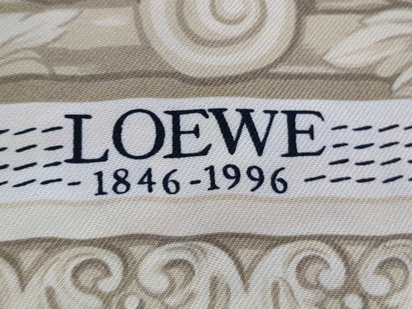 CHANEL Loewe Scarf 2-Piece Set Scarf