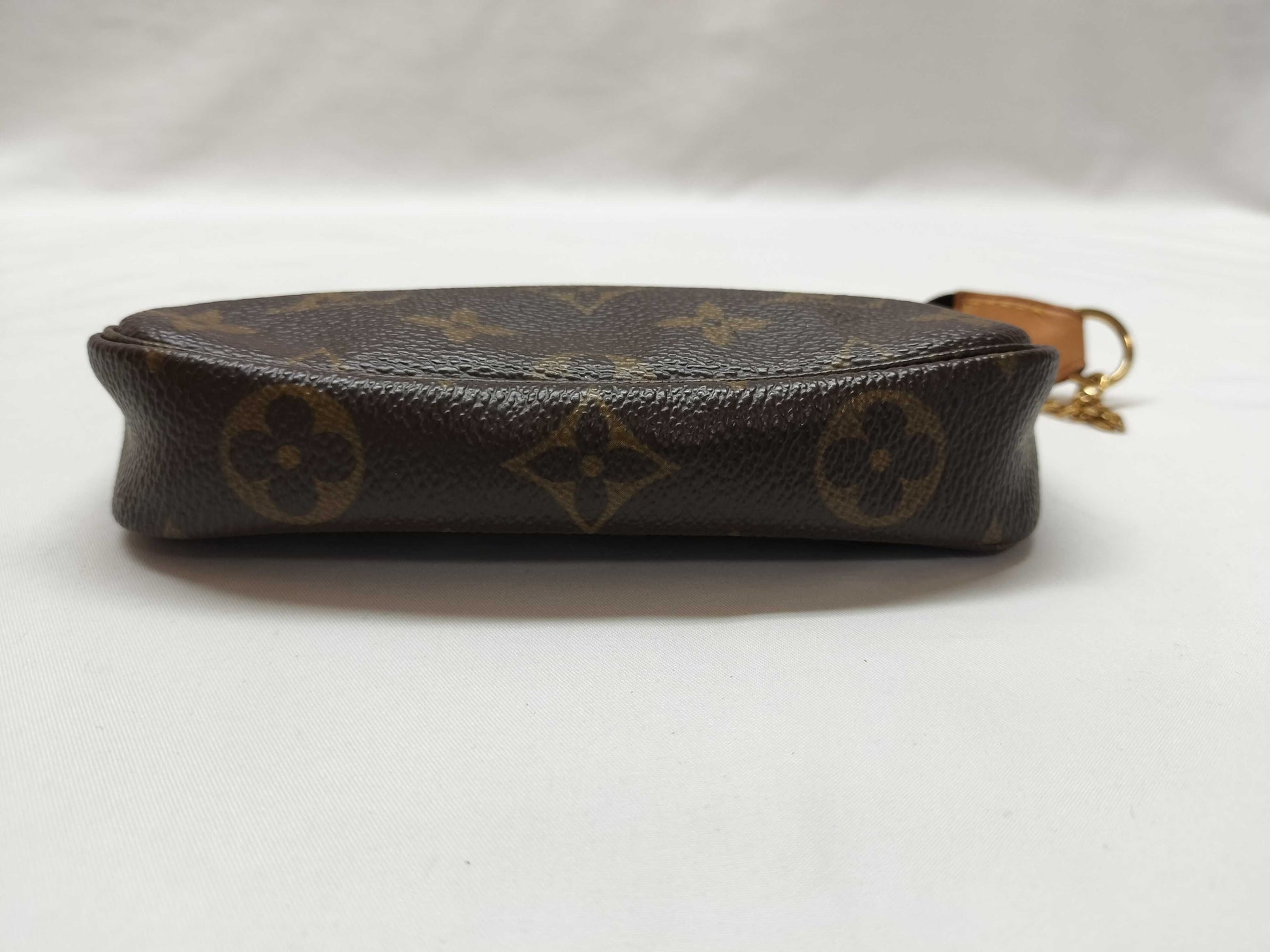 LOUIS VUITTON Monogram M58009 Mini Pochette Accessory Pouch