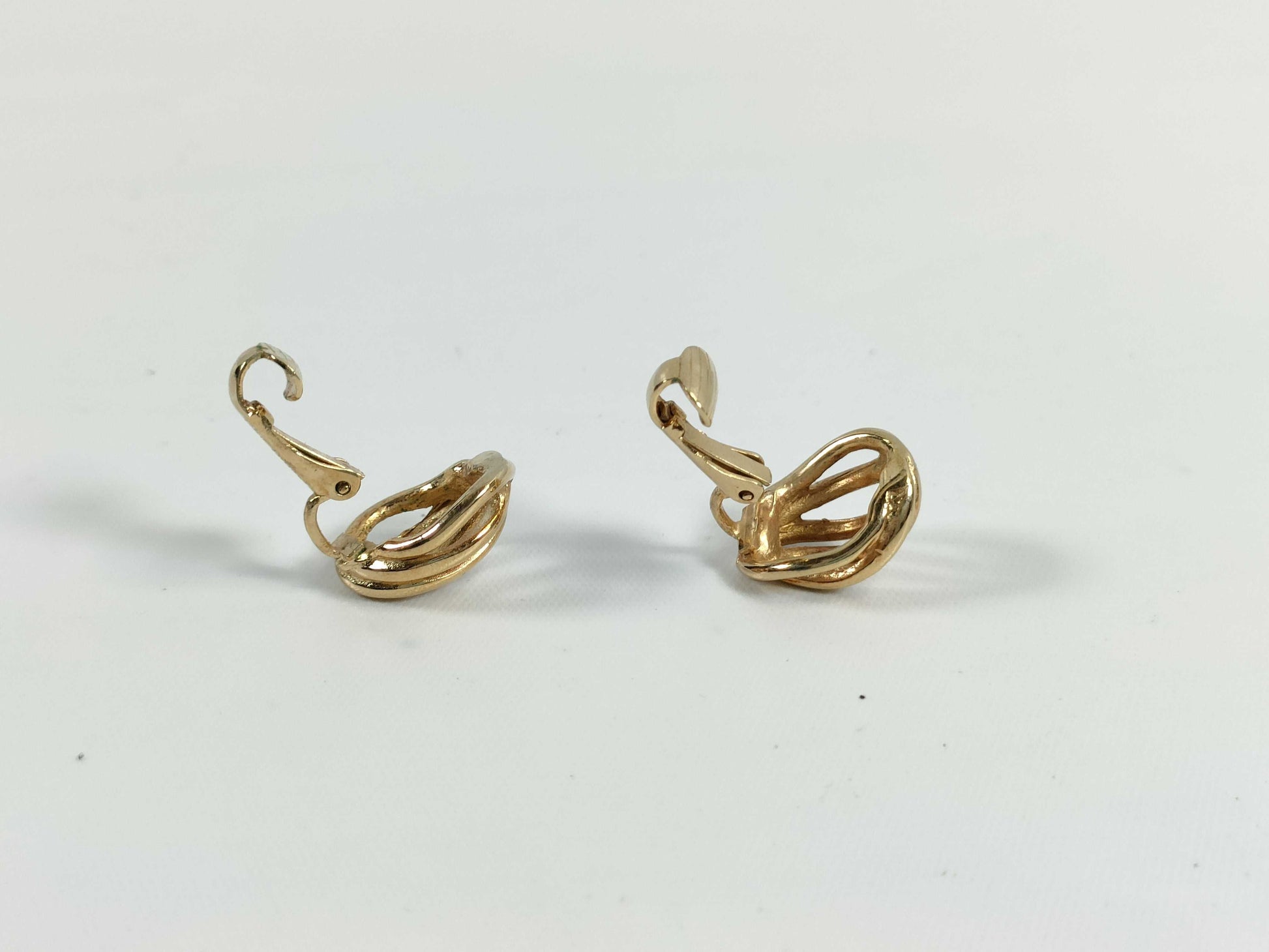 Dior Twist Earrings