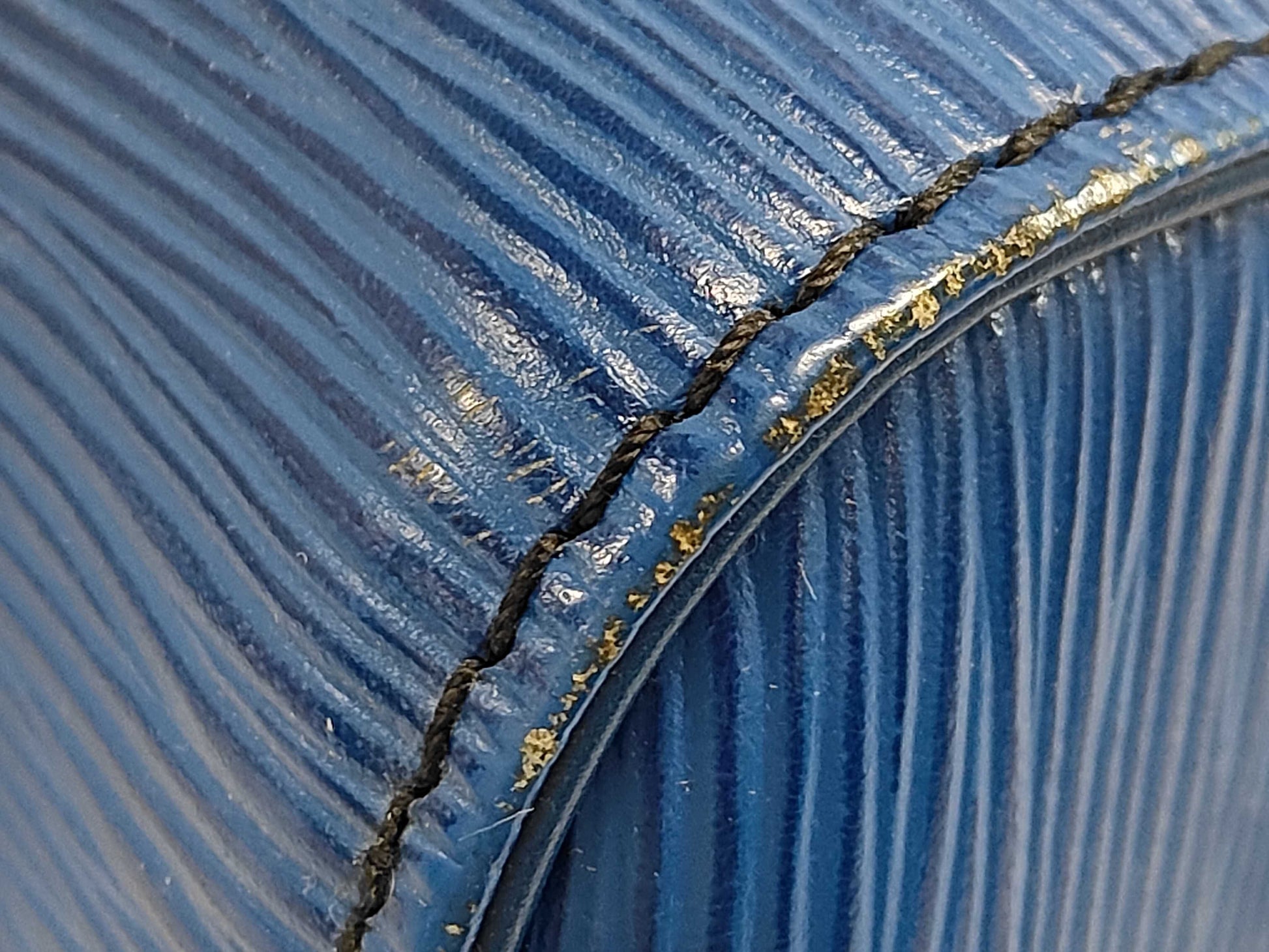 LOUIS VUITTON Epi Speedy 35 Boston Bag