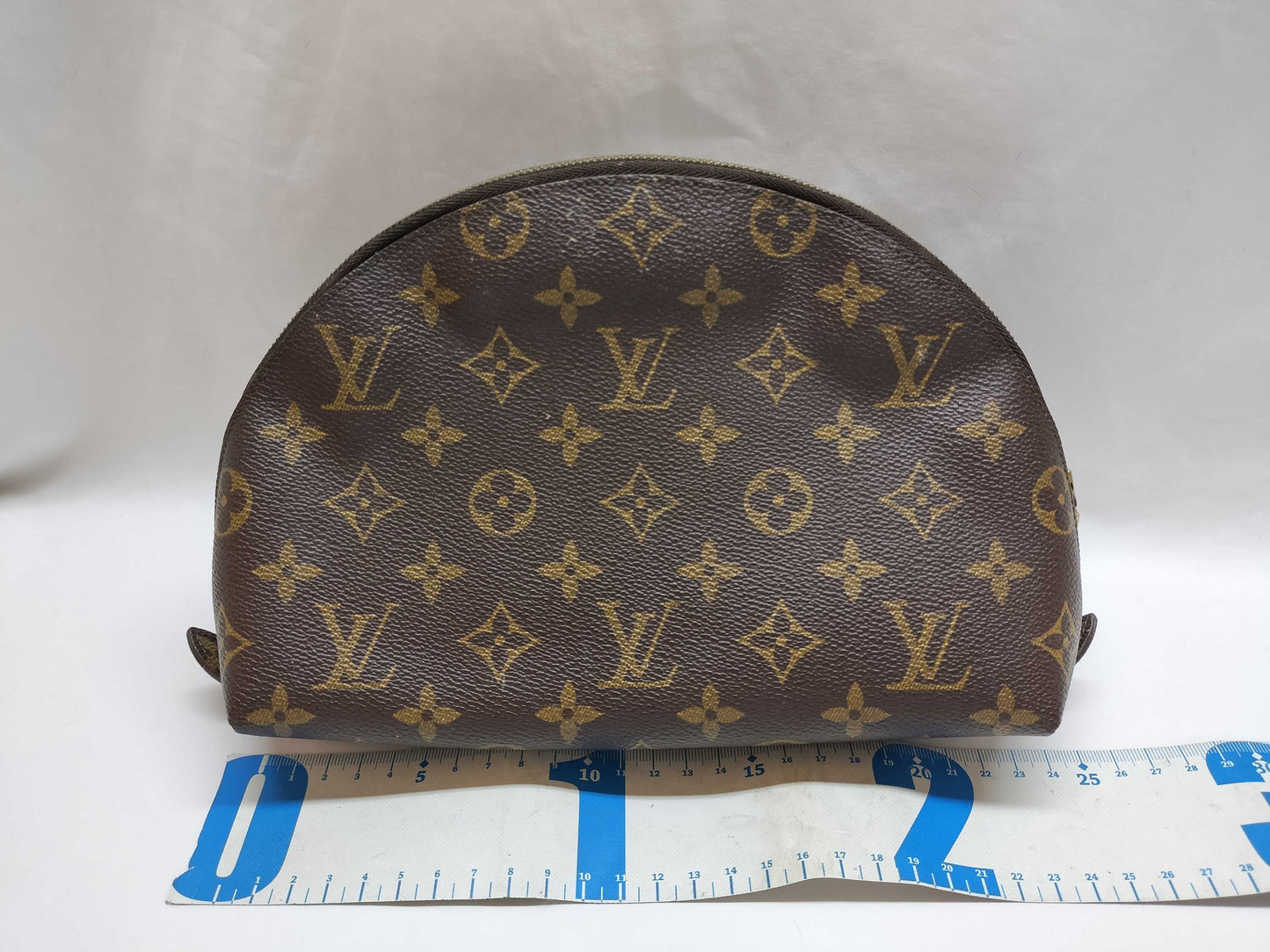 LOUIS VUITTON Monogram Pochette Cosmetic Pouch