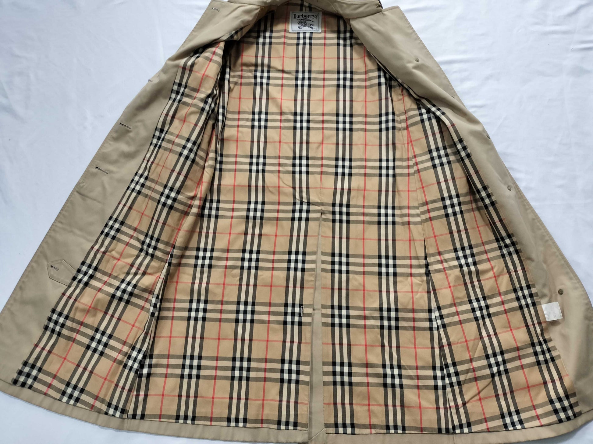 BURBERRY trench coat with stains