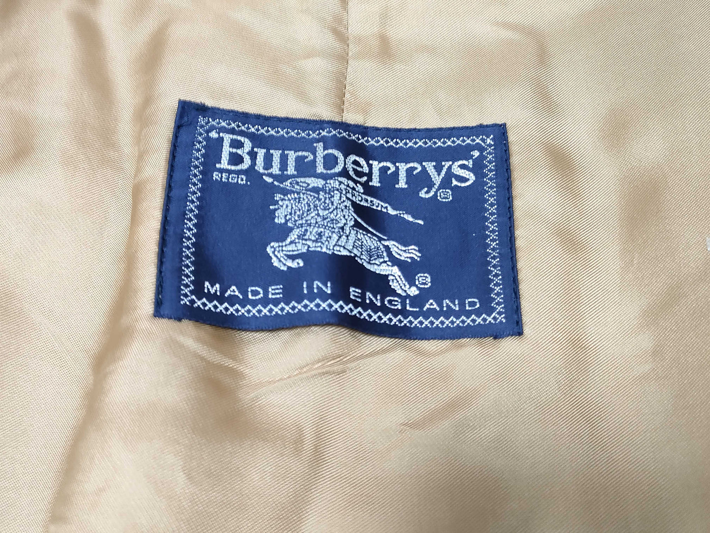 BURBERRY Single Trench Coat with Liner