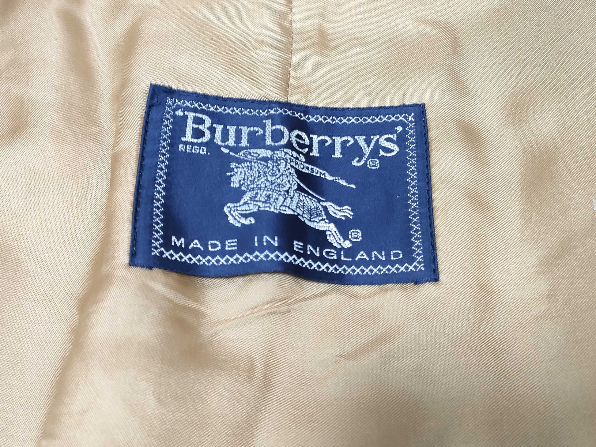 BURBERRY Single Trench Coat with Liner