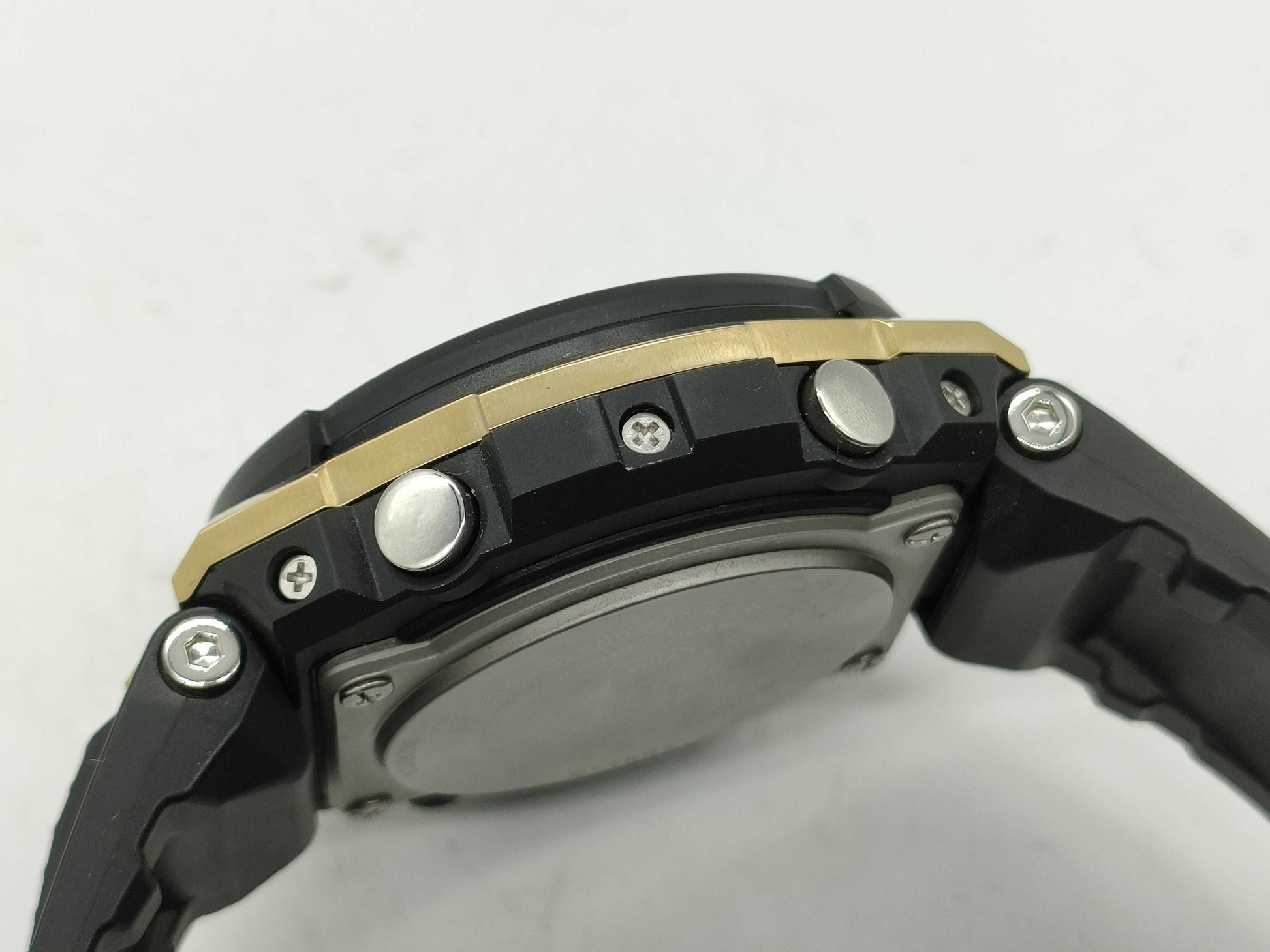 CASIO GST-W300G Men's Watch