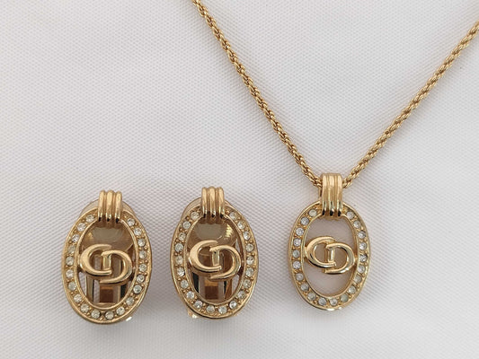 Dior necklace/earring set necklace