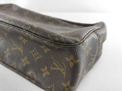 LOUIS VUITTON Monogram True Toilet 28 Second Bag