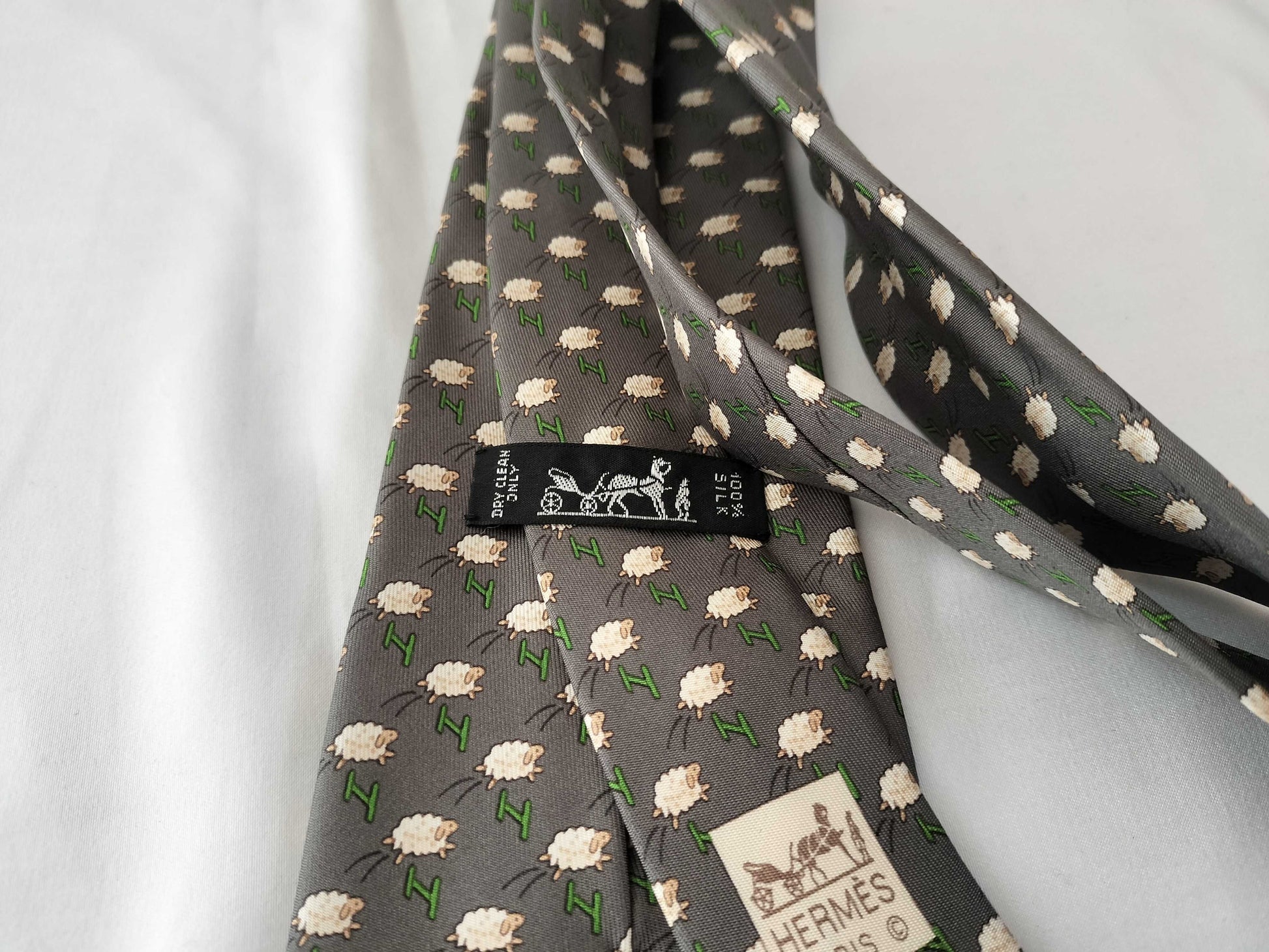 HERMES Tie Tie