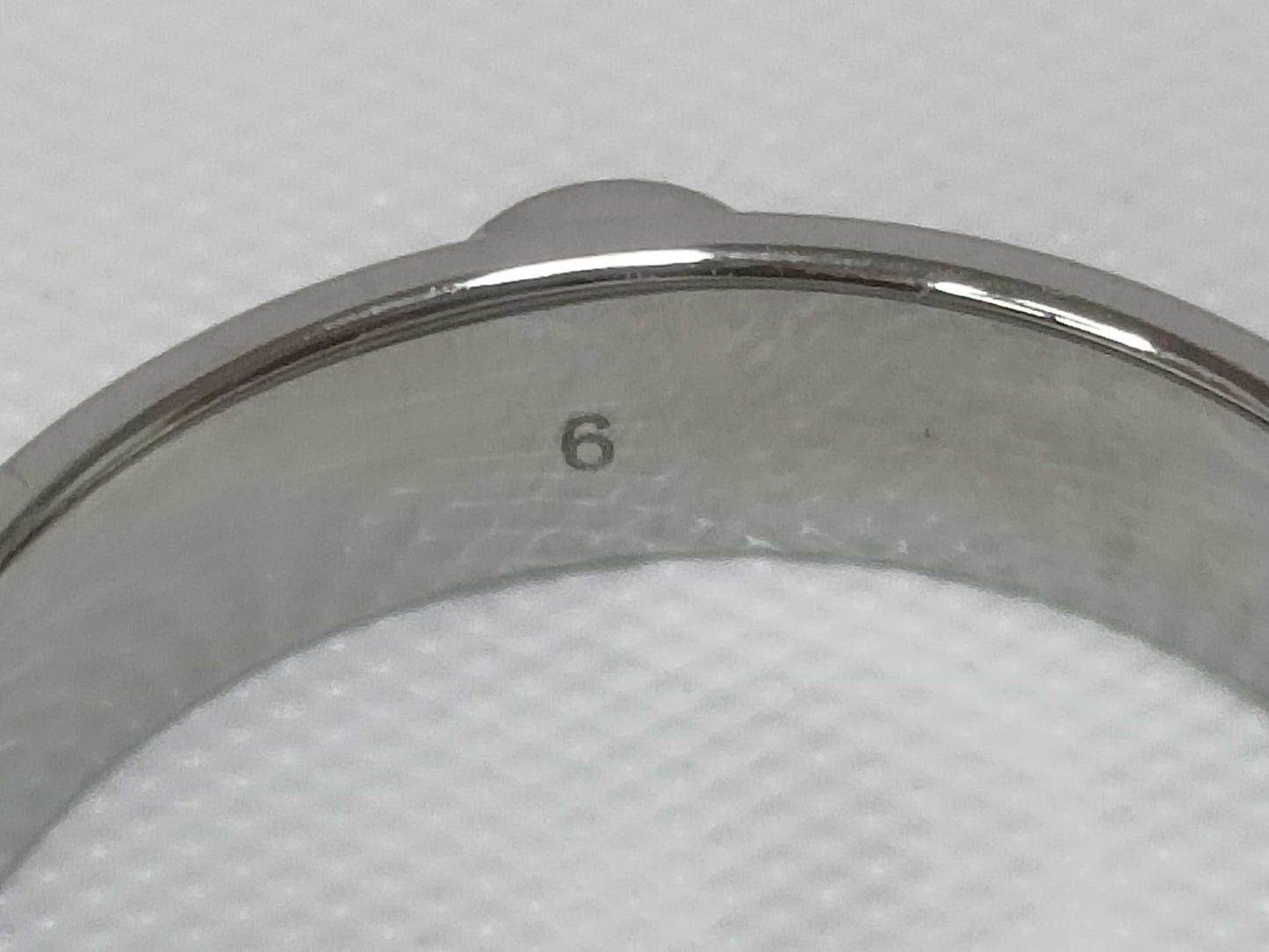 Tory Burch Ring, 2.54g per ring