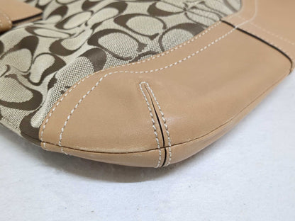 COACH Signature F05374 etc. Shoulder bag