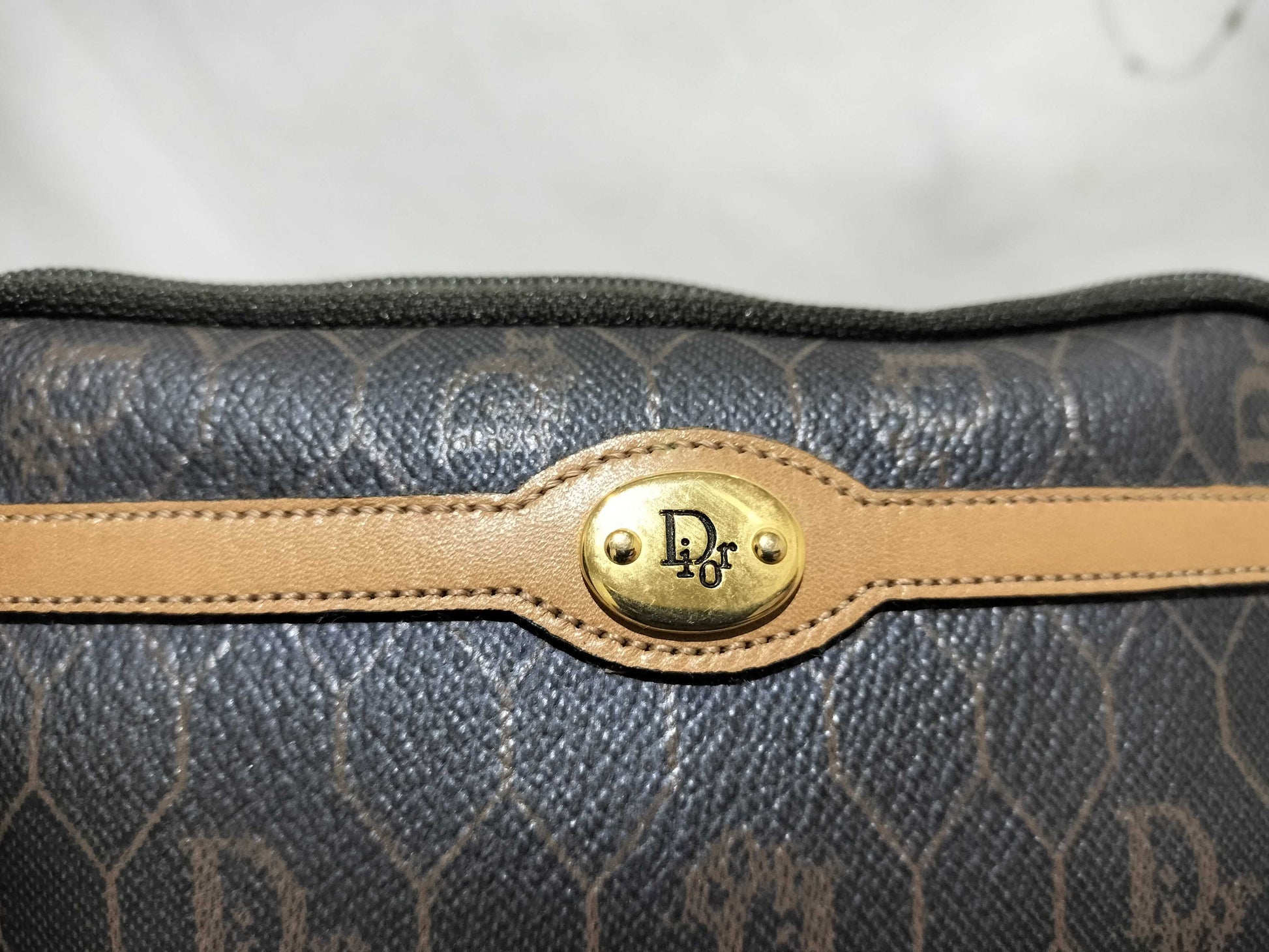 Dior Honeycomb Pouch Pouch