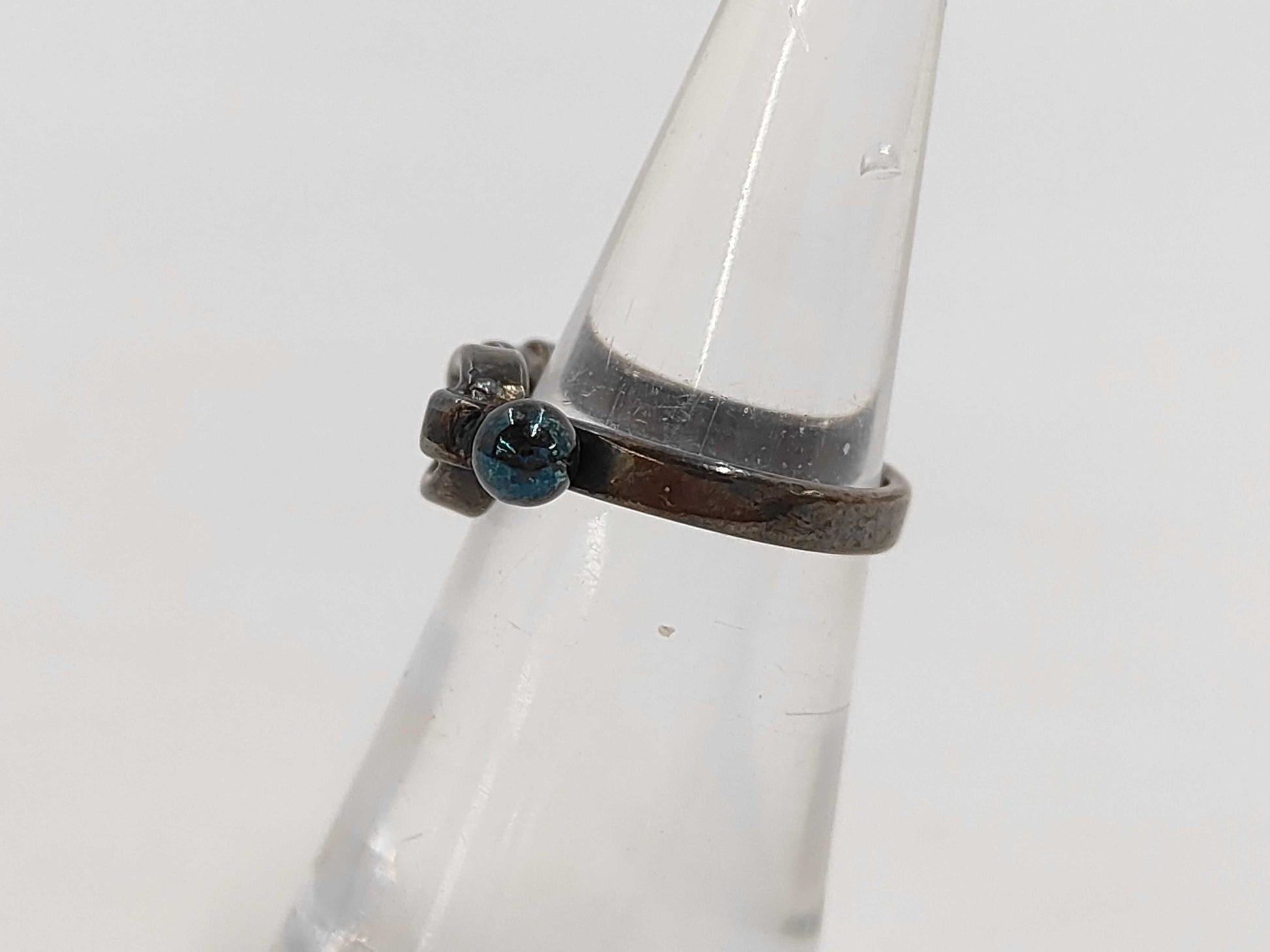 Tiffany & Co. Love Knot 2.7g Ring