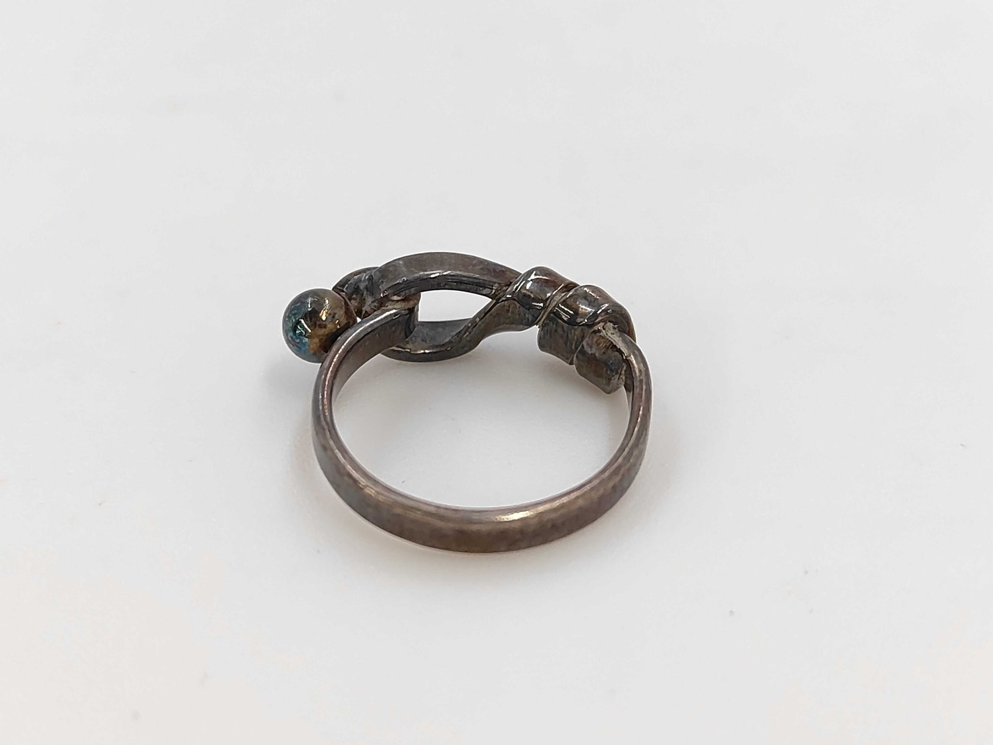 Tiffany & Co. Love Knot 2.7g Ring