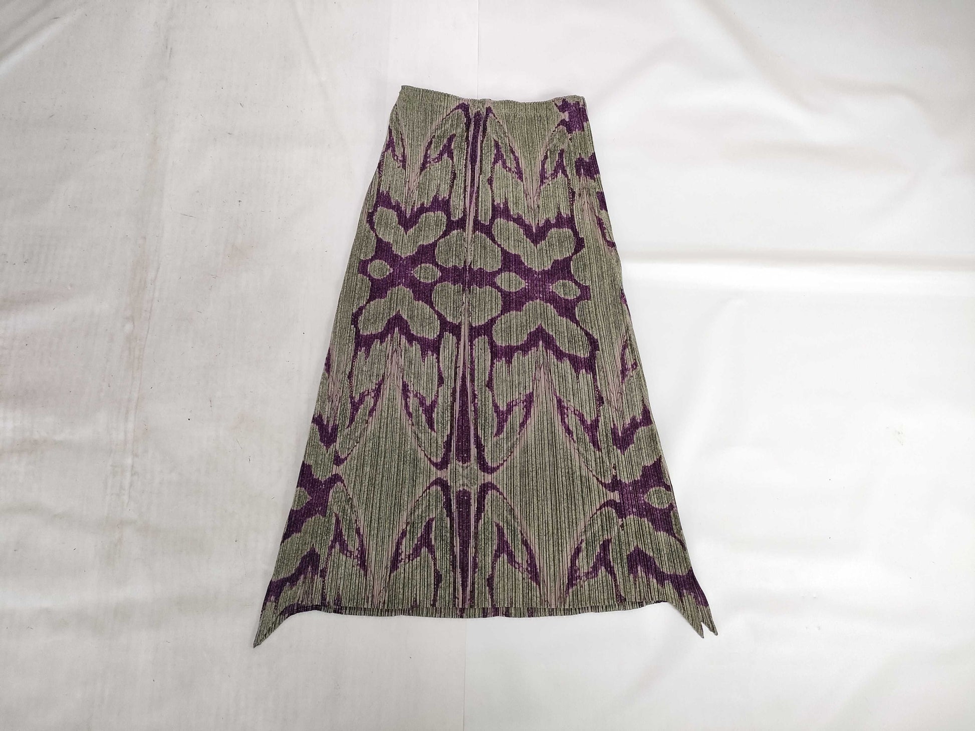 ISSEY MIYAKE Pleats Please Skirt GY/PU All-Over Print Skirt