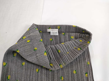 ISSEY MIYAKE Pleats Please Slit Skirt GY/YE Floral Print Skirt