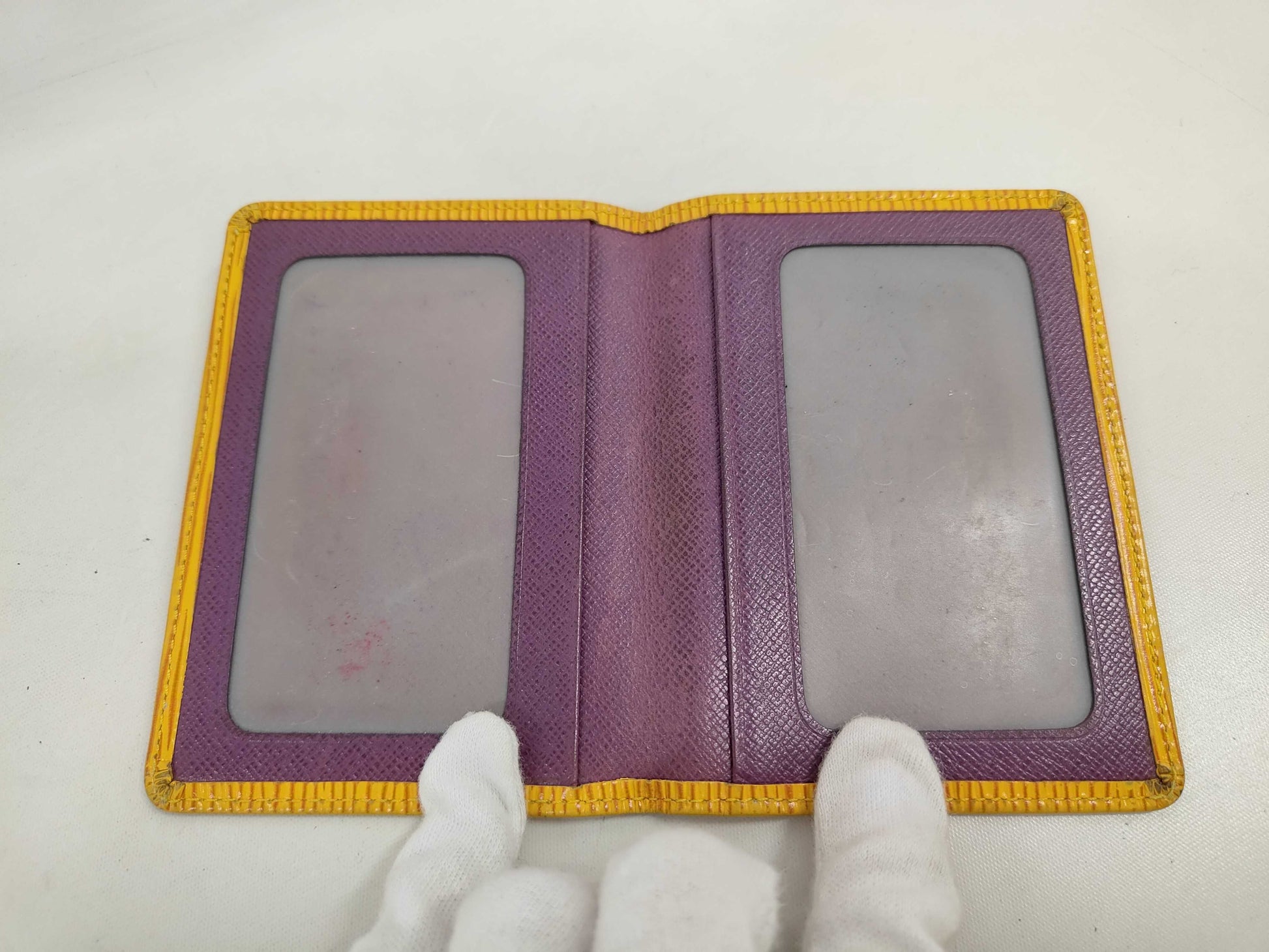 LOUIS VUITTON 9. 5 wallets including Louis Vuitton Epi wallets and other accessories