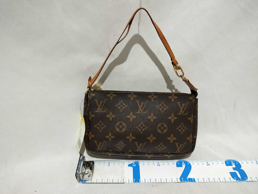 LOUIS VUITTON Monogram M40712 Pochette Accessoires Pouch