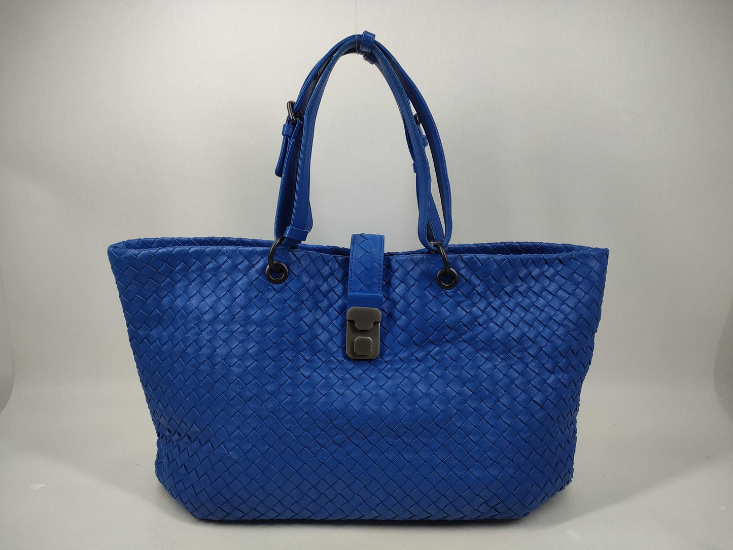 BOTTEGA VENETA Intrecciato Handbag Blue Handbag