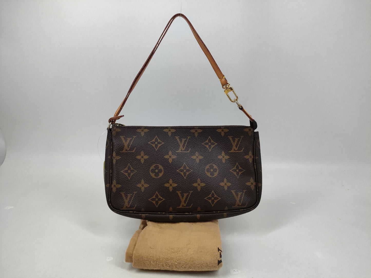 LOUIS VUITTON Monogram M40712 Pochette Accessoires Pouch