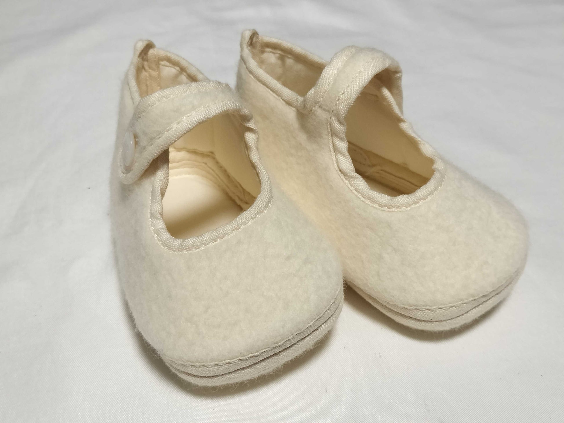 HERMES baby shoes, box and dust bag, complete, unused, other shoes