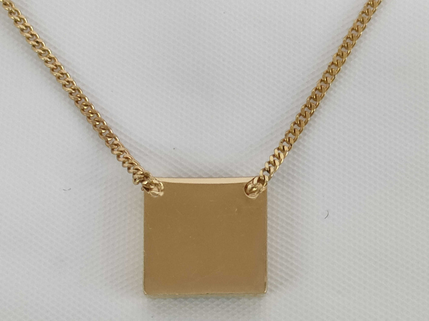 Dior logo plate gold color necklace