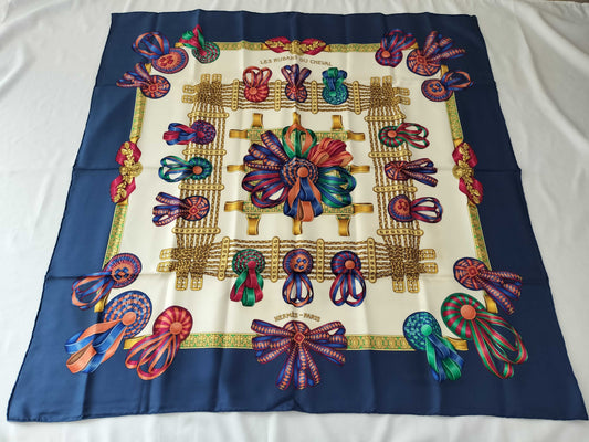 HERMES Carre LES RUBANS DU CHEVAL Scarf without tag