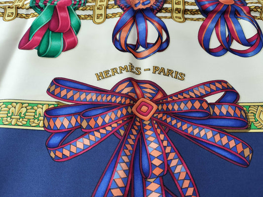 HERMES Carre LES RUBANS DU CHEVAL Scarf without tag