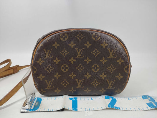 LOUIS VUITTON Monogram M51221 Blois Shoulder Bag