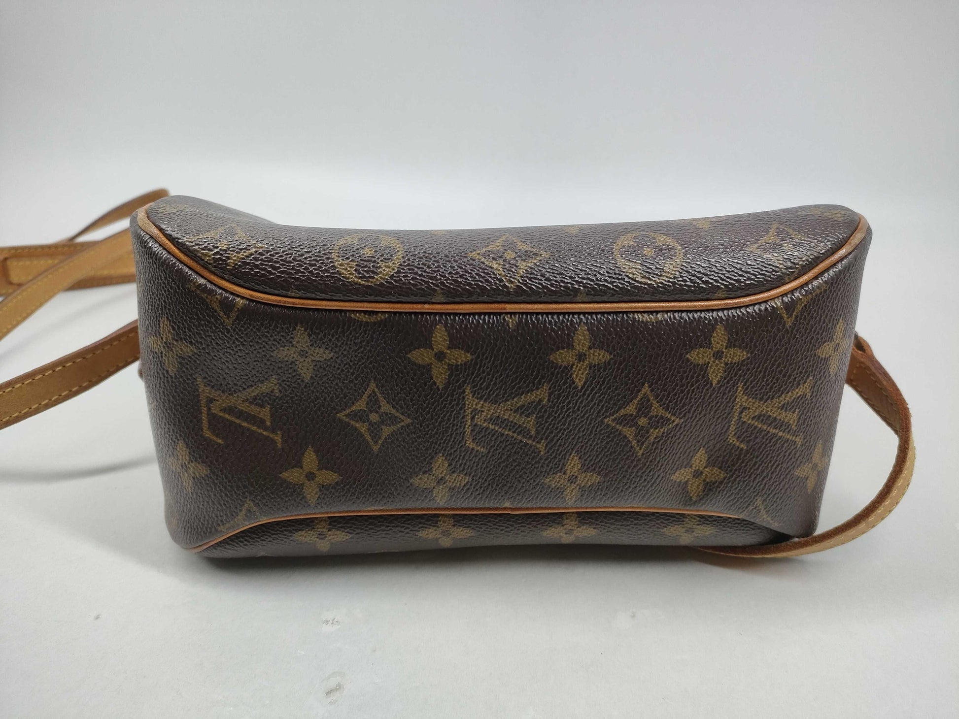 LOUIS VUITTON Monogram M51221 Blois Shoulder Bag