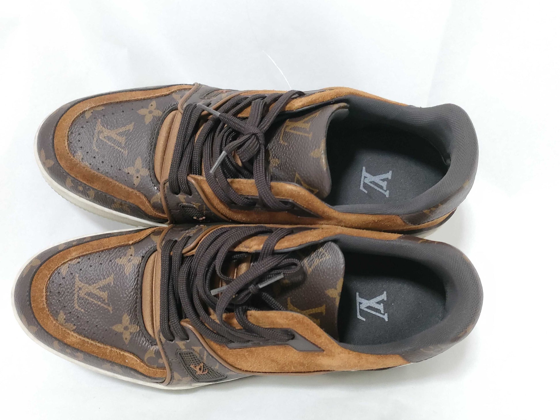 LOUIS VUITTON Monogram Monogram Men's Sneakers