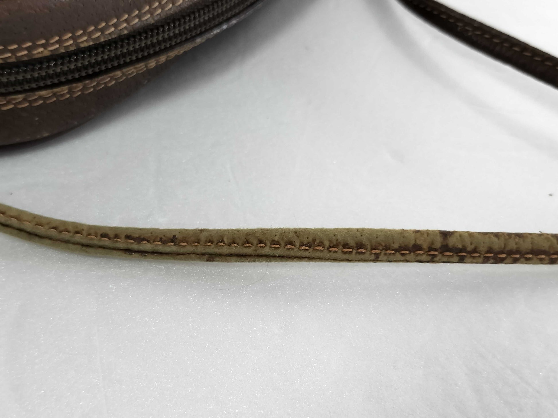 GUCCI GG Supreme 156・02・066 Shoulder Bag