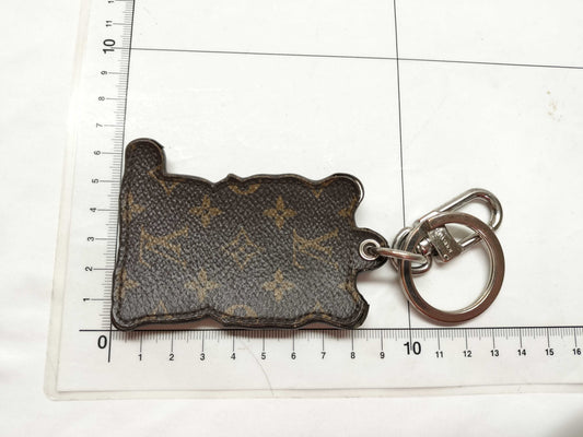 LOUIS VUITTON Keychain Key Case Keychain