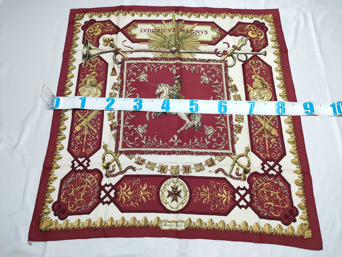 HERMES Carré LVDOVICVS MAGNVS Louis XIV on a White Horse Red Scarf