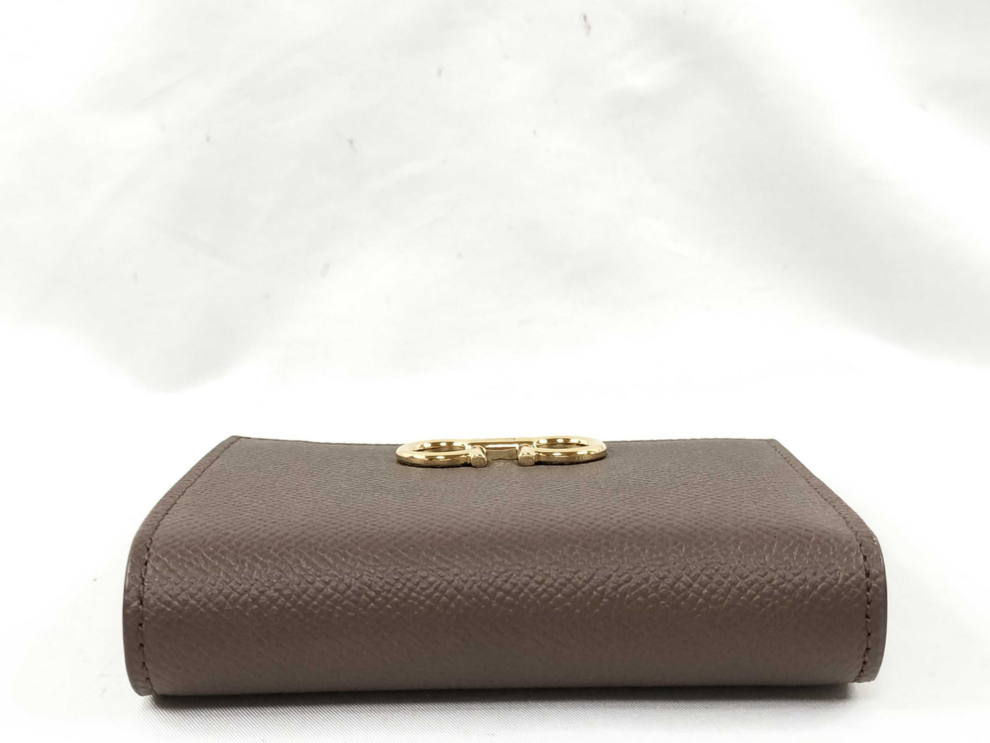 Salvatore Ferragamo Gancini Bifold Wallet THE GANCINI Gancini 22 D780 Wallet