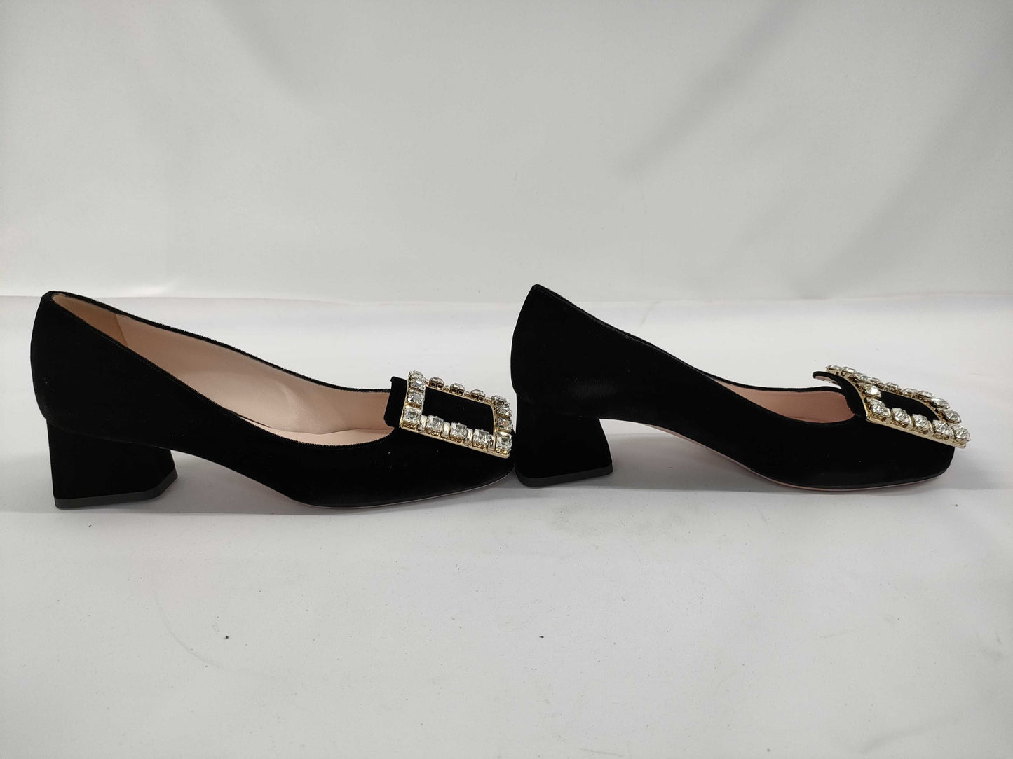 Roger Vivier Beaded Suede Pumps Pumps