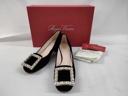 Roger Vivier Beaded Suede Pumps Pumps