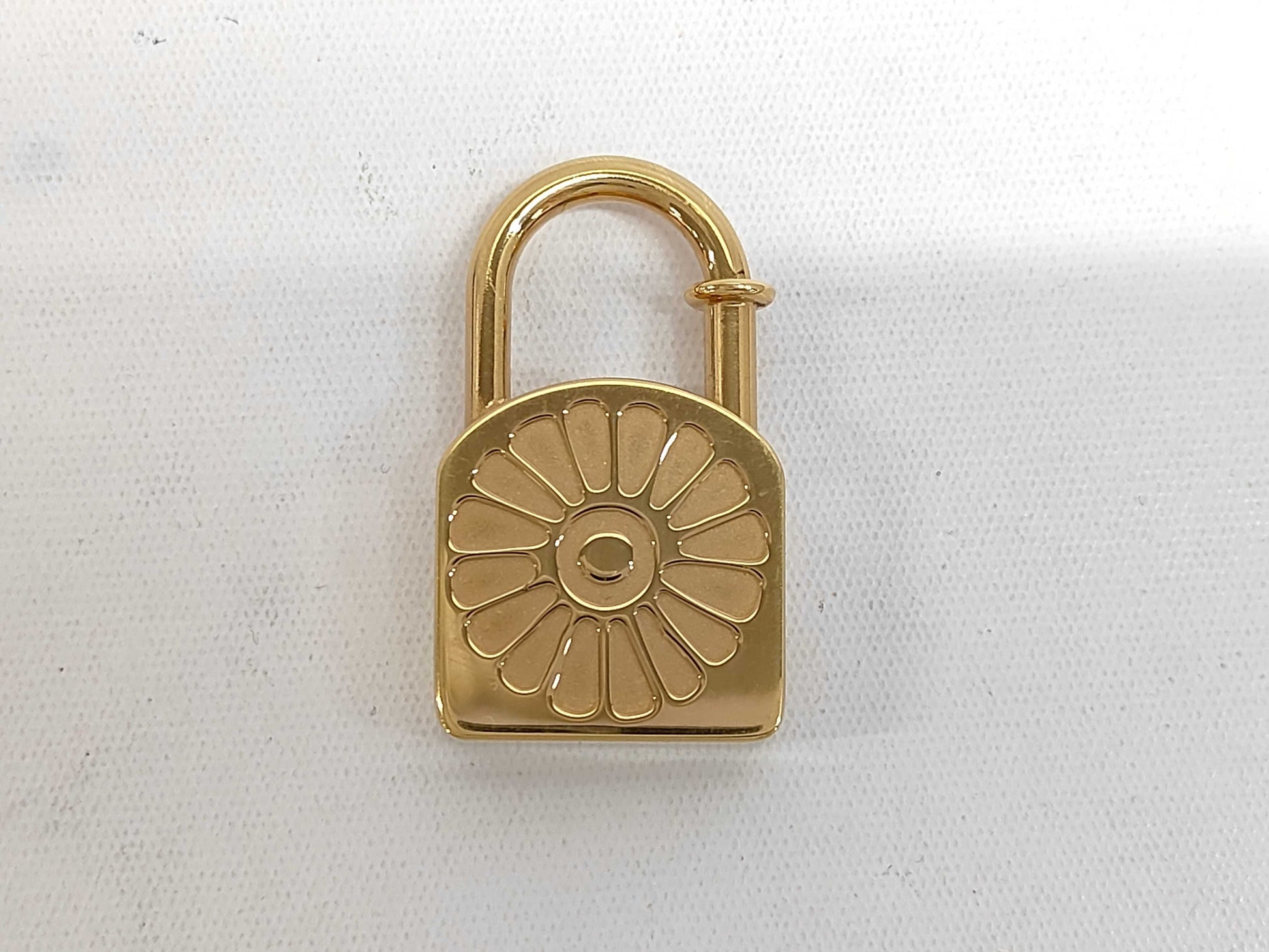 HERMES Sun Cadena with Box Other Accessories